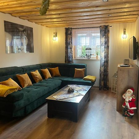 Jaskowa Chata Bieszczady Apartament Z Basenem Baligrod Luaran gambar