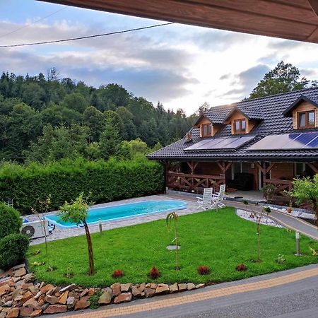 Jaskowa Chata Bieszczady Apartament Z Basenem Baligrod Luaran gambar