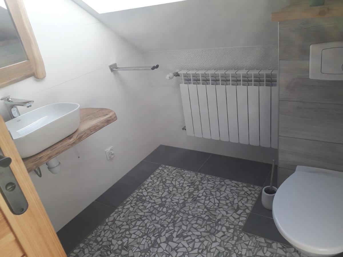 Jaskowa Chata Bieszczady Apartament Z Basenem Baligrod Luaran gambar