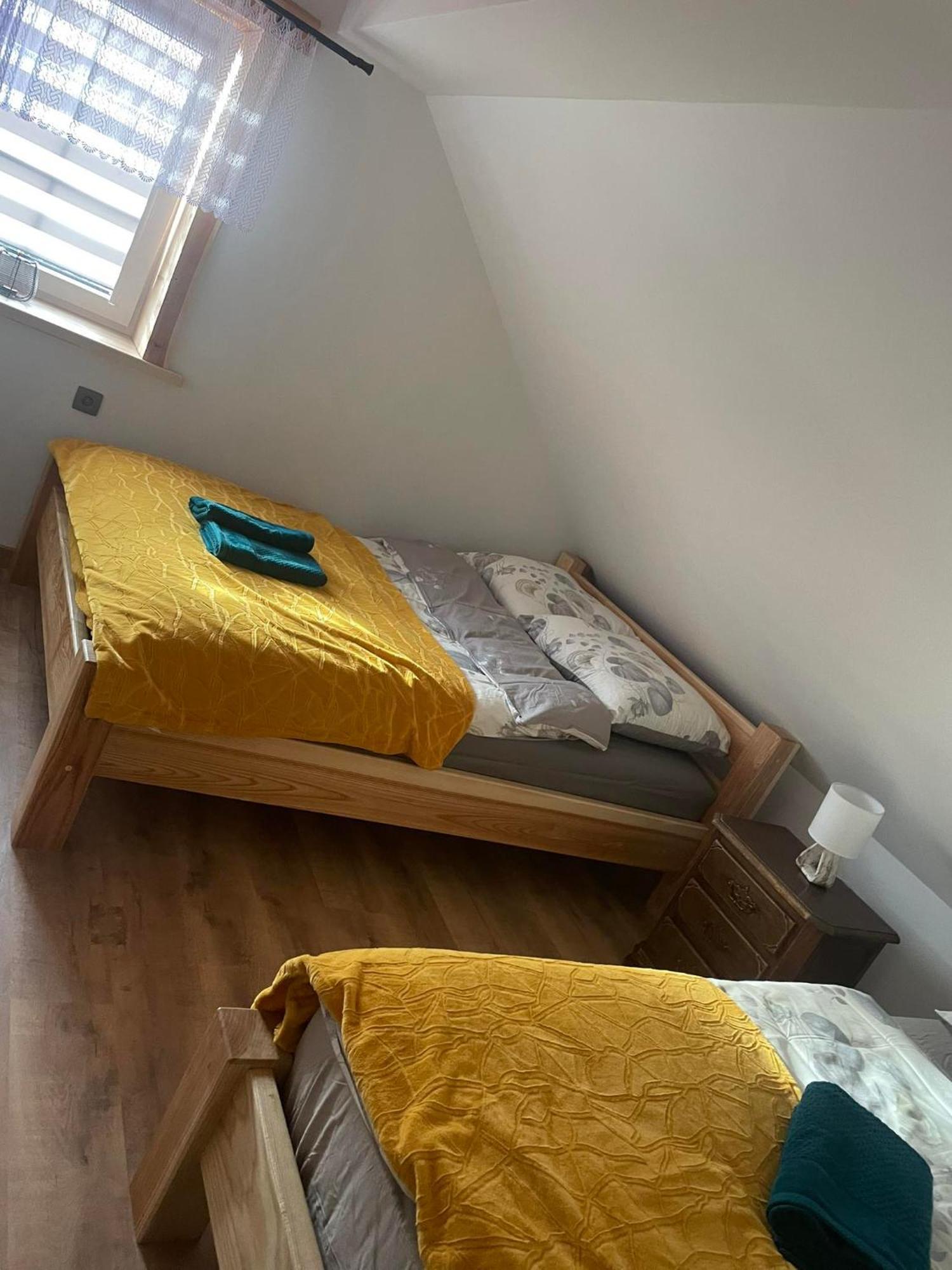 Jaskowa Chata Bieszczady Apartament Z Basenem Baligrod Luaran gambar